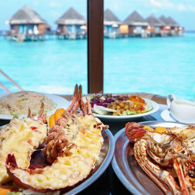 Pranzo a Base di Pescato Freschissimo: Viaggio di Nozze alle Maldive