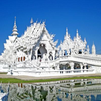 Wat Rong Khun Tempio Bianco