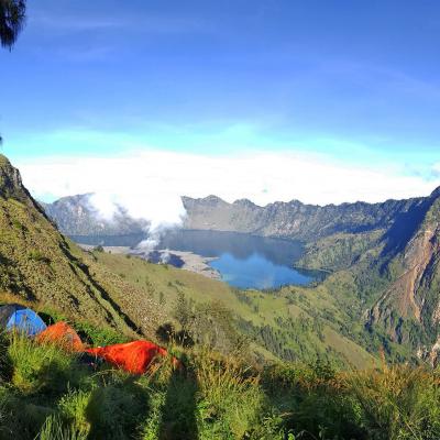 Monte Ringjani, campo base 2, sul lago Segara Anak, Isola di Lombok