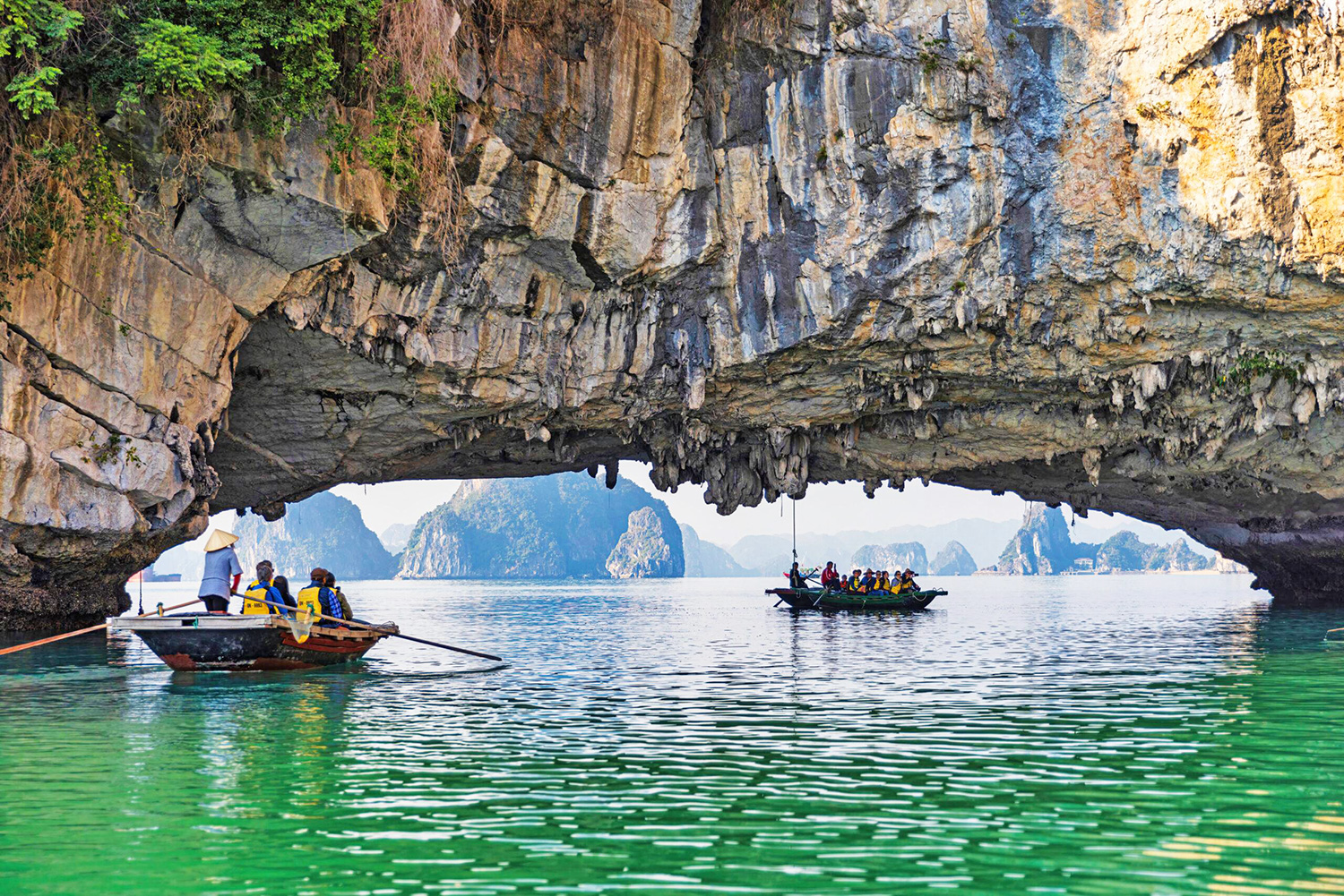 cosa fare nella baia di Ha Long - kayak a Bai Tu Long