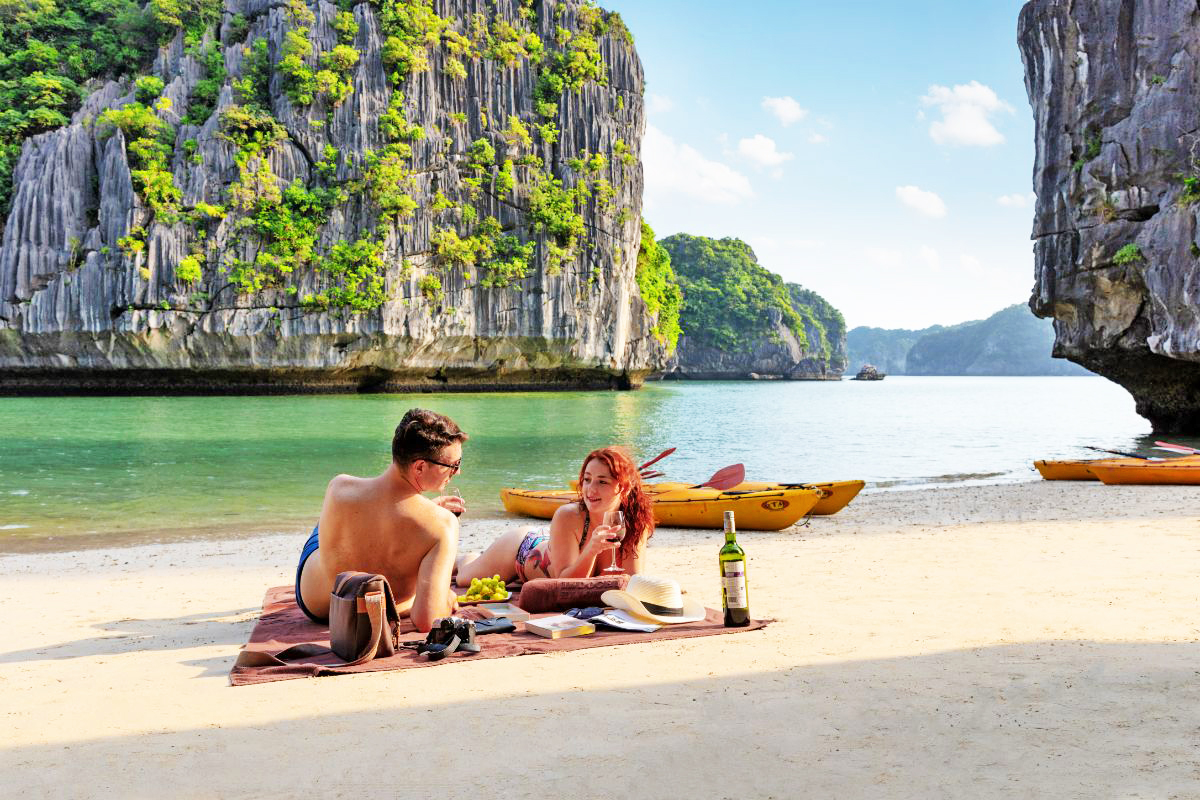 Baia di Ha Long le isole e le spiagge dove andare